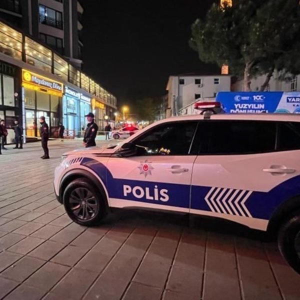 Yer: Esenler… Motokurye tartıştığı kişiyi tornavidayla öldürdü – Son Dakika Türkiye Haberleri